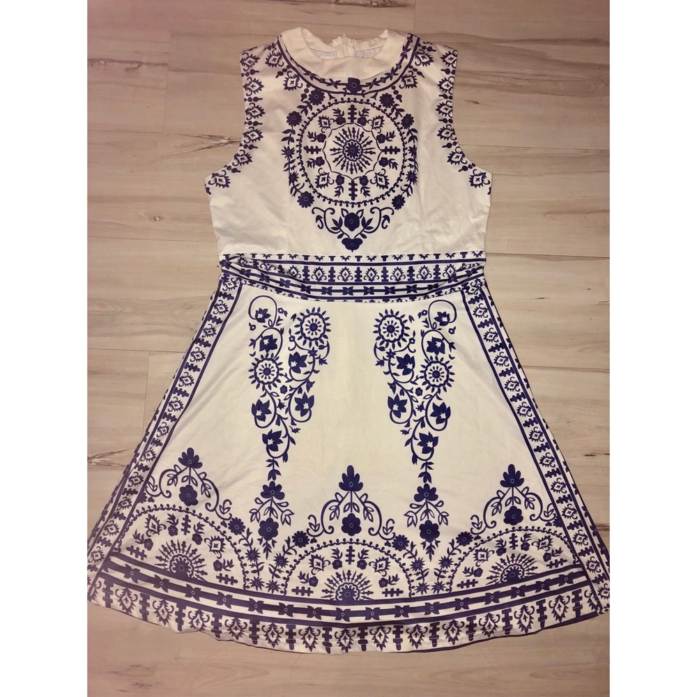 Mid length Dress Navy blue Floral Pattern (M)